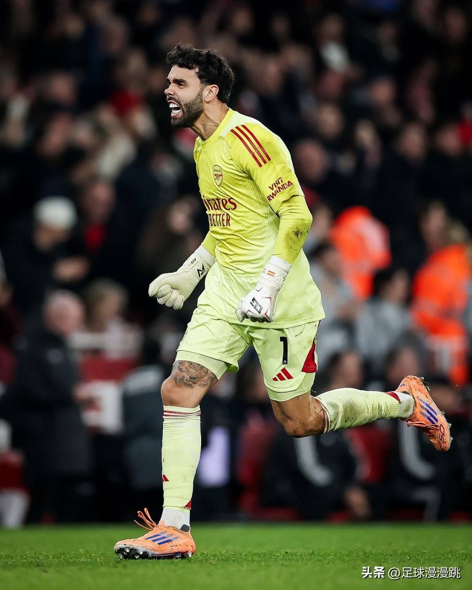 包含重磅！成都蓉城完成体检萨拉赫在皇家马德里比赛中刷新纪录，今夜圣安东尼奥马刺备战NBA季后赛的词条