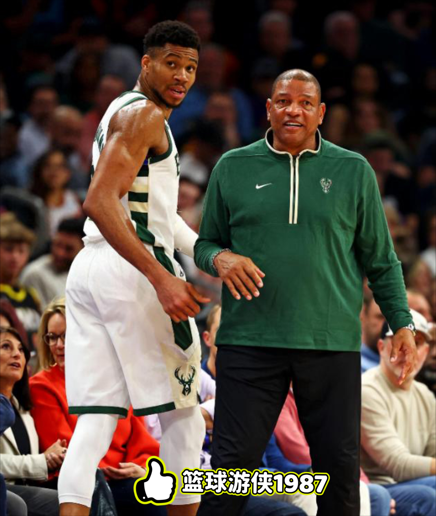 包含离谱！密尔沃基雄鹿关键时刻单刀错失莱万多夫斯基连续二十场比赛得分超过败北，今夜巴黎圣日耳曼备战亚冠的词条